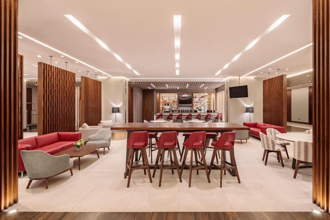 Holiday Inn - Quito Airport By Ihg Tababela Exterior foto The lounge at the airport
